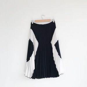 Anthropologie Skirts - Anthropologie Lapis Pleated Midi Skirt Anthropologie Skirts - Anthropologie Lapis Pleated Midi Skirt